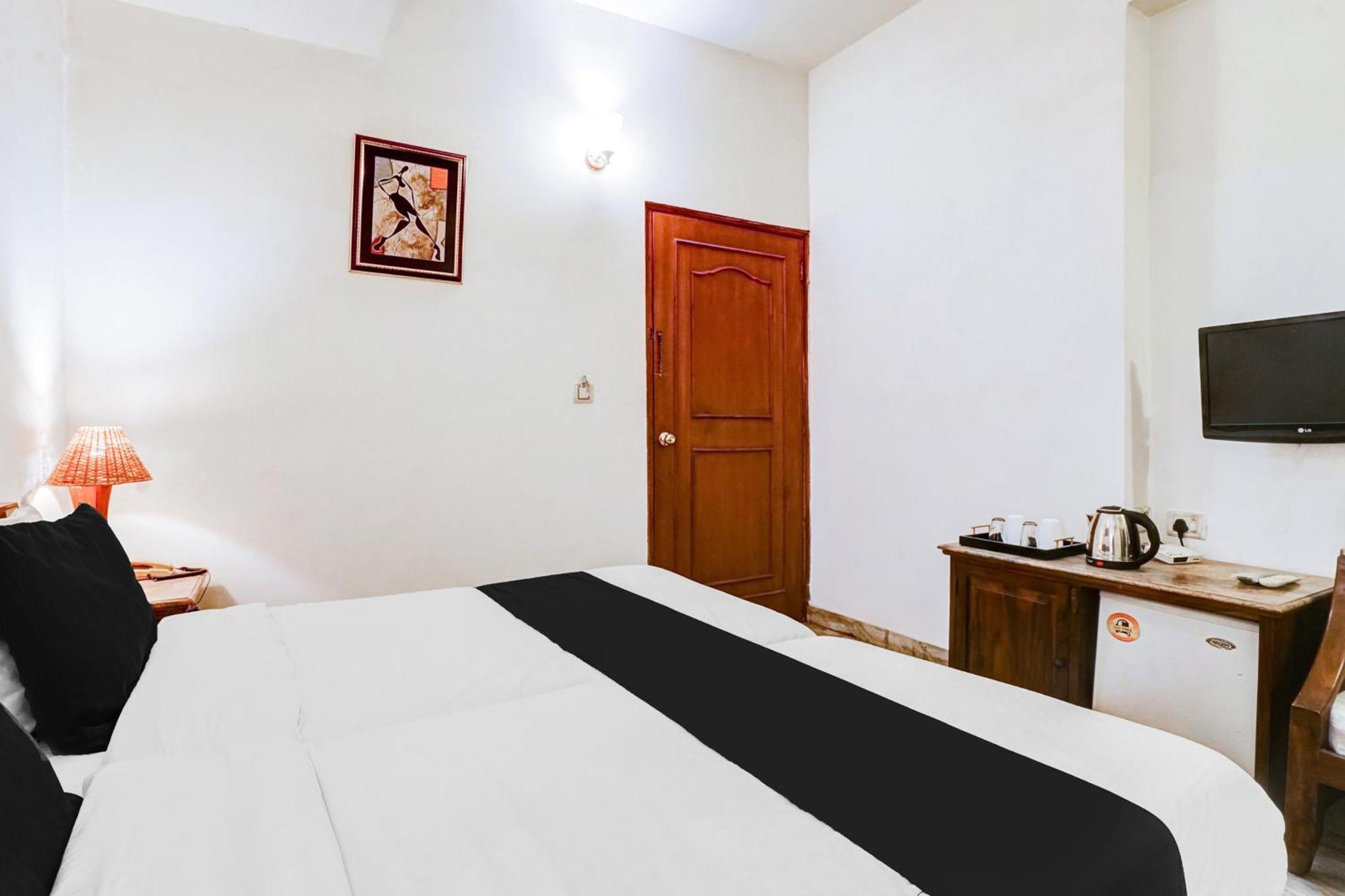OYO 27041 Hotel Luna Rosa Divisione di Divisione di Jaipur Esterno foto