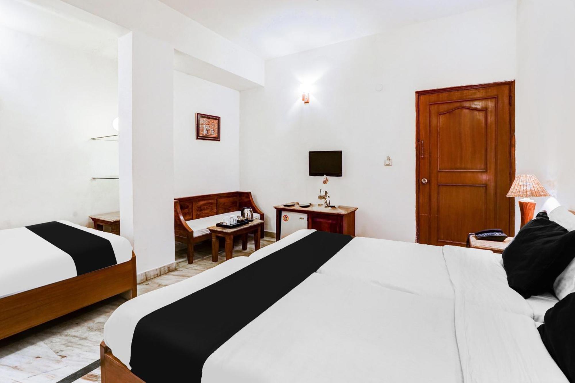 OYO 27041 Hotel Luna Rosa Divisione di Divisione di Jaipur Esterno foto